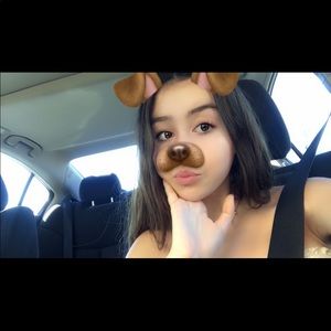 Meet your Posher, Olivia